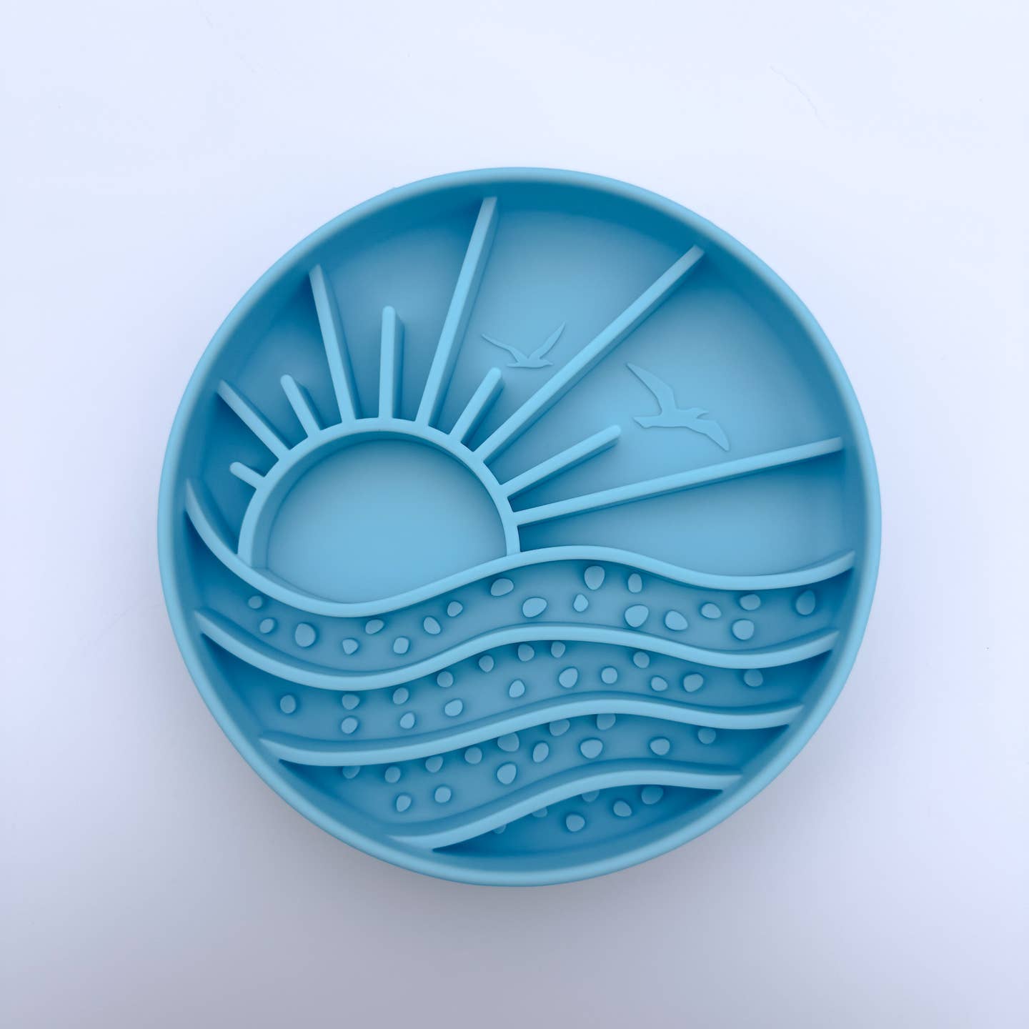 The Ocean Waves Slow Feeder