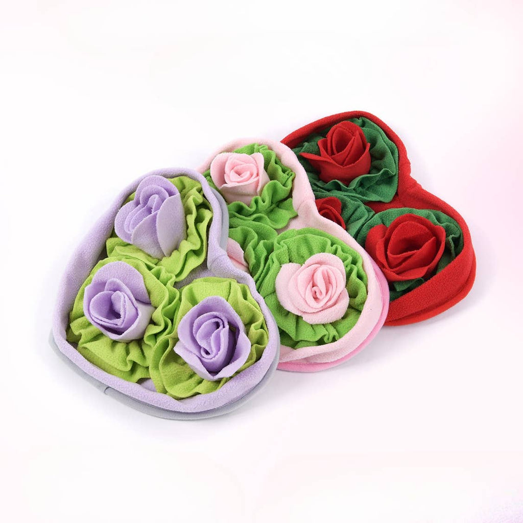 Heart-shaped snuffle mat with rose designs