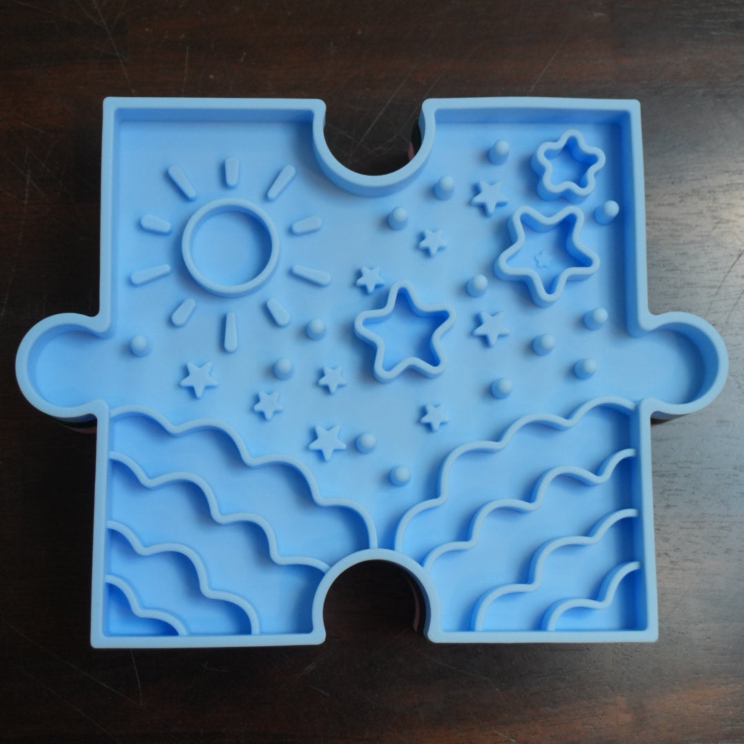 Sky High Puzzle Piece Lick Mat + Feeder