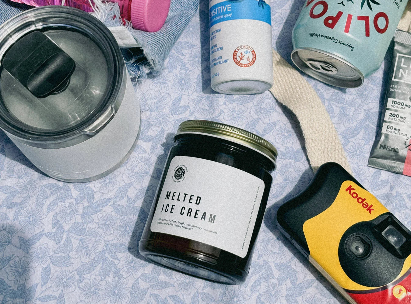 Melted Ice Cream Candle