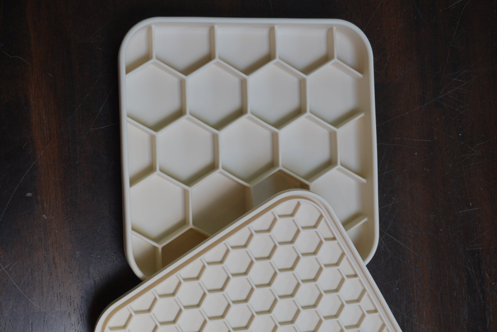 Honeycomb 2 in 1 Slow Feeder