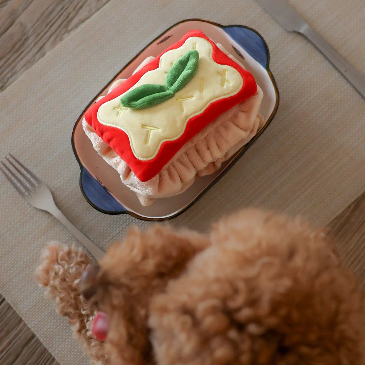 Lasagna Nosework Toy