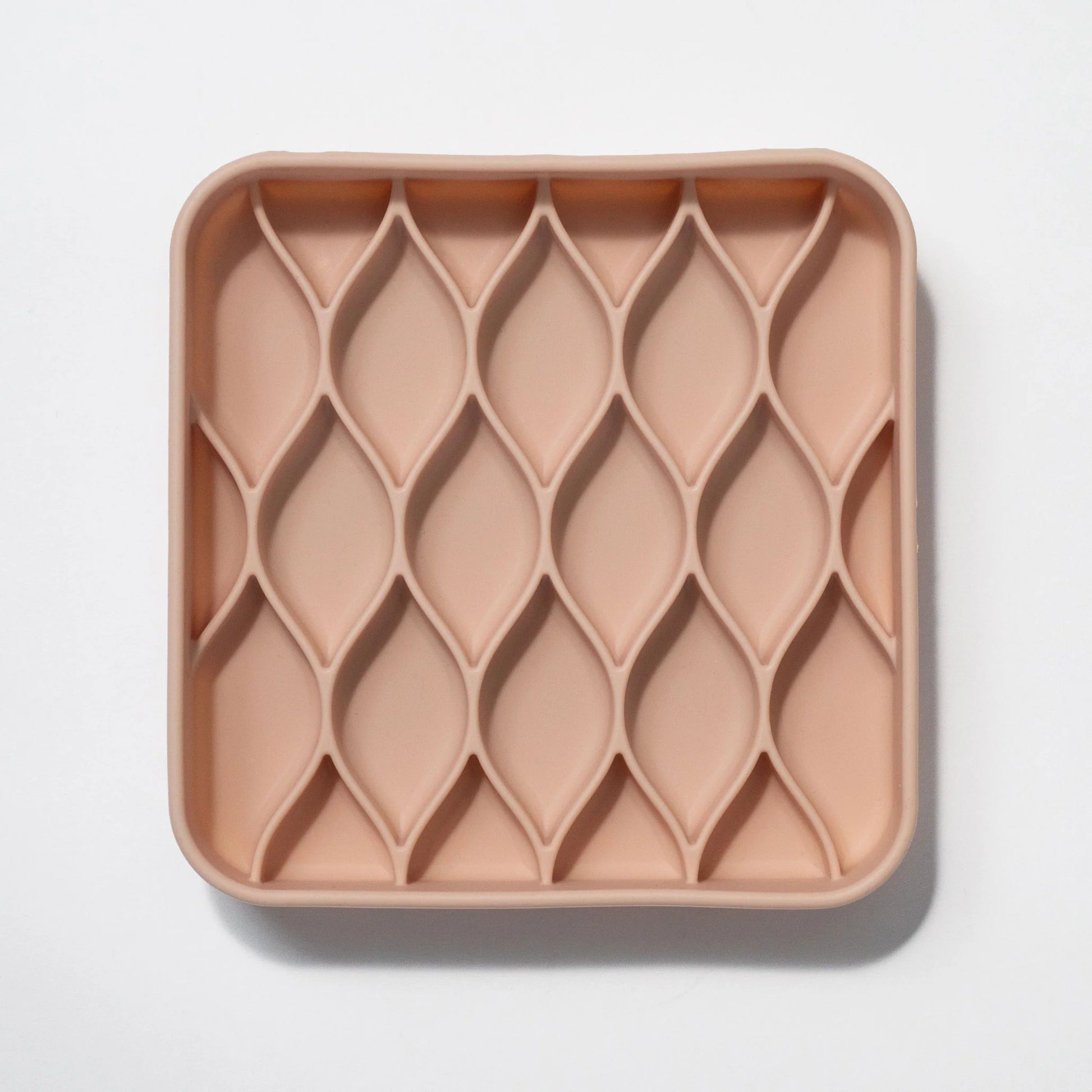 Argyle Slow Feeder Bowl