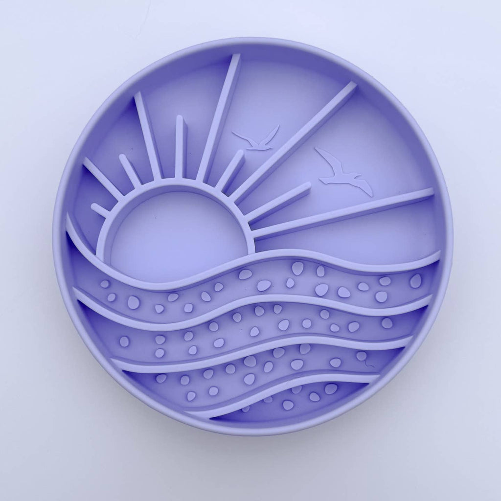 The Ocean Waves Slow Feeder