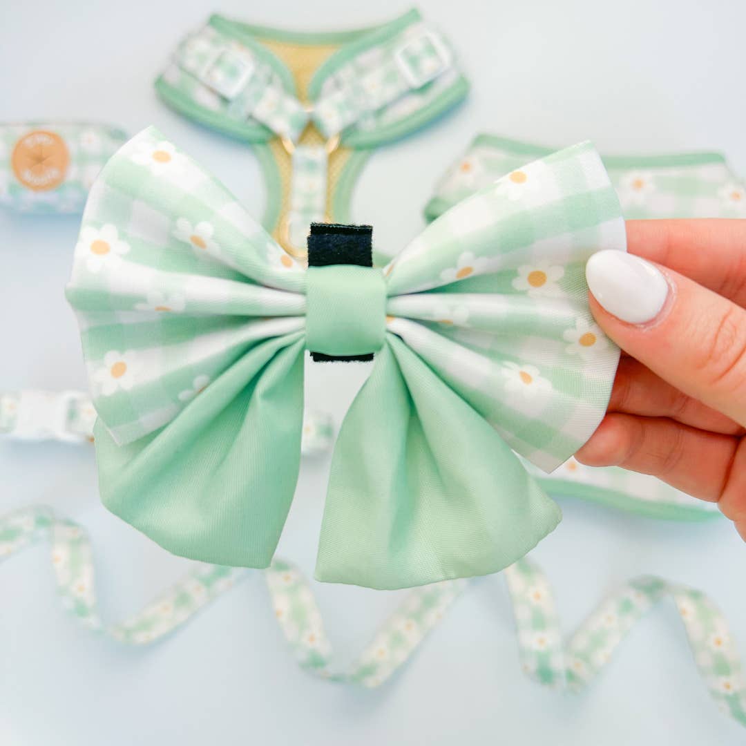 Oopsie Daisy Bow